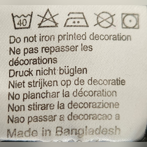 Graphic tee - Picture 5 of 7